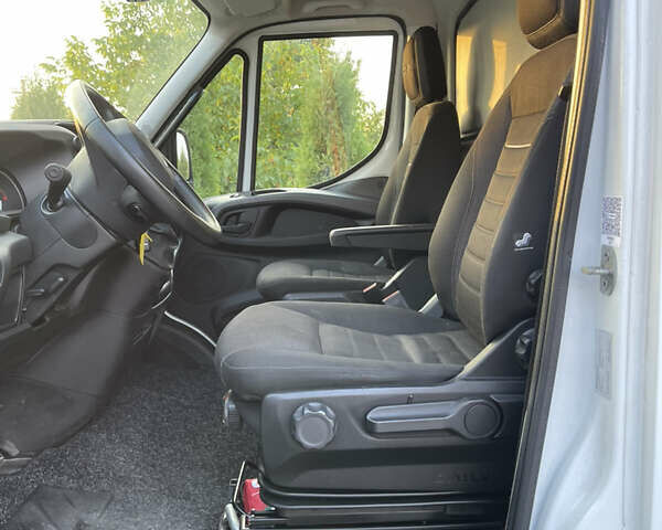 Білий Івеко Дейлі, об'ємом двигуна 0 л та пробігом 267 тис. км за 25500 $, фото 5 на Automoto.ua