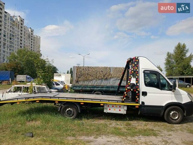 Белый Ивеко Дейли, объемом двигателя 2.29 л и пробегом 355 тыс. км за 12200 $, фото 6 на Automoto.ua