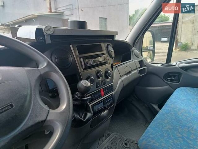 Білий Івеко Дейлі, об'ємом двигуна 3 л та пробігом 235 тис. км за 22500 $, фото 23 на Automoto.ua
