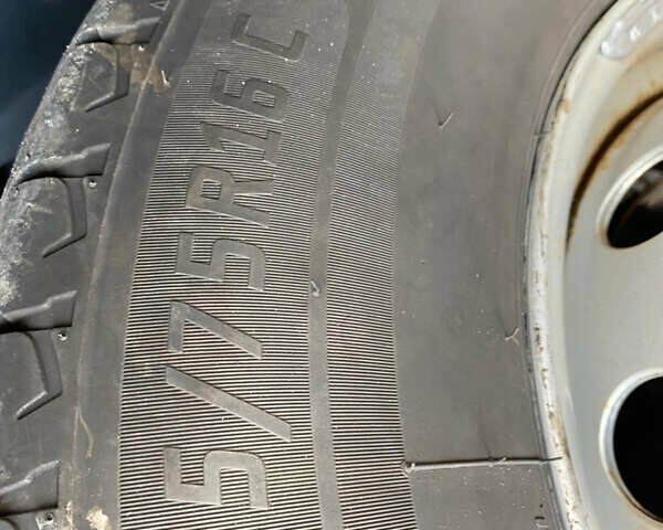 Білий Івеко Дейлі, об'ємом двигуна 3 л та пробігом 290 тис. км за 15500 $, фото 15 на Automoto.ua