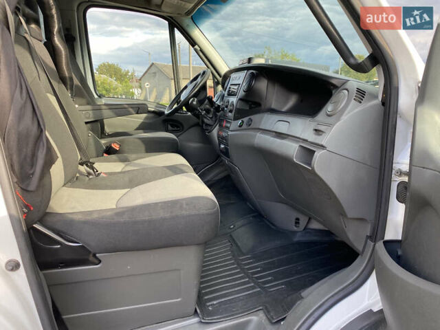 Білий Івеко Дейлі, об'ємом двигуна 3 л та пробігом 290 тис. км за 15500 $, фото 19 на Automoto.ua