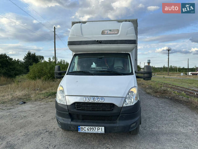 Белый Ивеко Дейли, объемом двигателя 3 л и пробегом 735 тыс. км за 16500 $, фото 1 на Automoto.ua