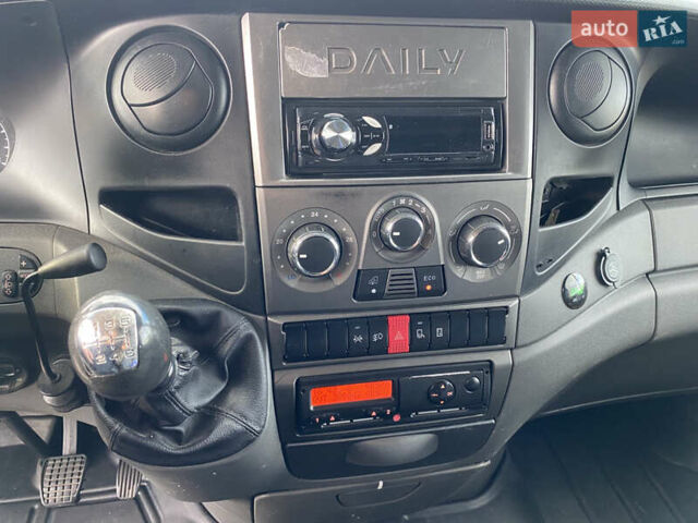 Білий Івеко Дейлі, об'ємом двигуна 3 л та пробігом 290 тис. км за 15500 $, фото 8 на Automoto.ua