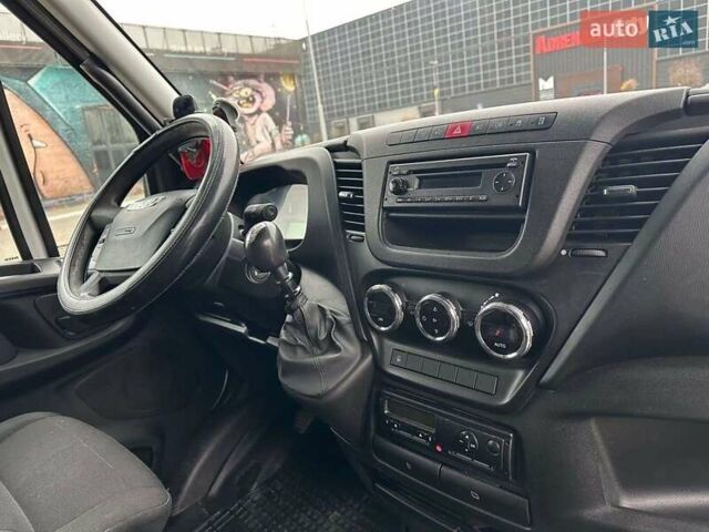 Белый Ивеко Дейли, объемом двигателя 3 л и пробегом 466 тыс. км за 25999 $, фото 7 на Automoto.ua