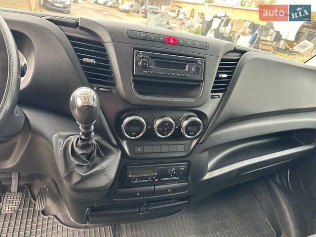 Білий Івеко Дейлі, об'ємом двигуна 3 л та пробігом 466 тис. км за 26600 $, фото 27 на Automoto.ua