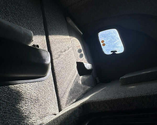 Белый Ивеко Дейли, объемом двигателя 3 л и пробегом 730 тыс. км за 25300 $, фото 19 на Automoto.ua