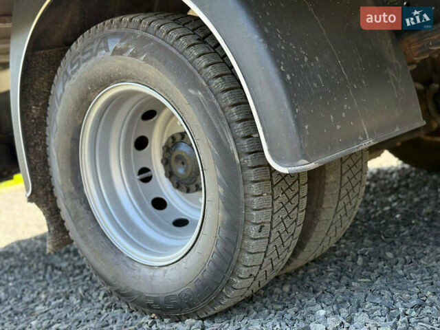 Белый Ивеко Дейли, объемом двигателя 3 л и пробегом 669 тыс. км за 25400 $, фото 9 на Automoto.ua