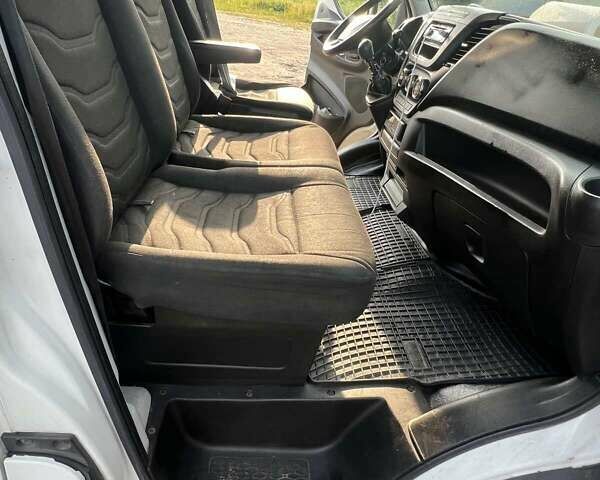 Белый Ивеко Дейли, объемом двигателя 3 л и пробегом 543 тыс. км за 18700 $, фото 11 на Automoto.ua