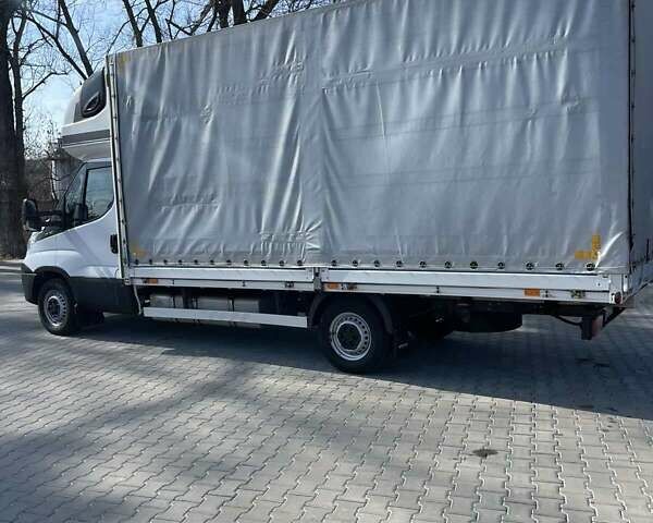 Белый Ивеко Дейли, объемом двигателя 3 л и пробегом 636 тыс. км за 15350 $, фото 3 на Automoto.ua