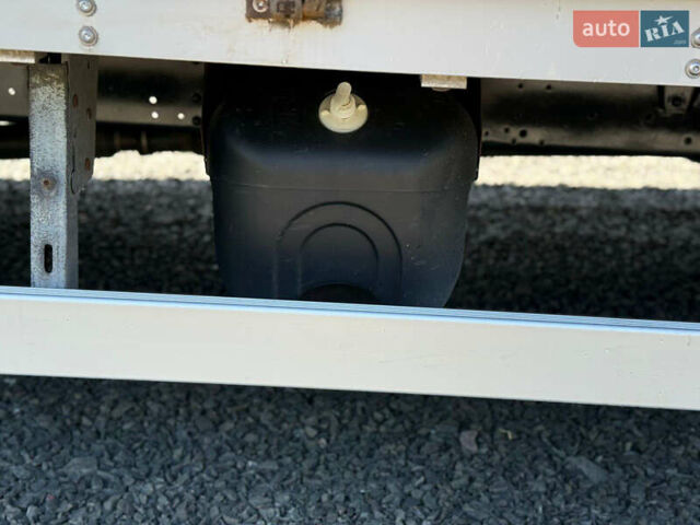 Белый Ивеко Дейли, объемом двигателя 3 л и пробегом 669 тыс. км за 25400 $, фото 13 на Automoto.ua