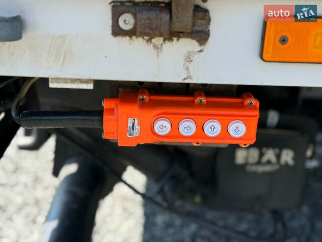 Белый Ивеко Дейли, объемом двигателя 3 л и пробегом 669 тыс. км за 25400 $, фото 11 на Automoto.ua