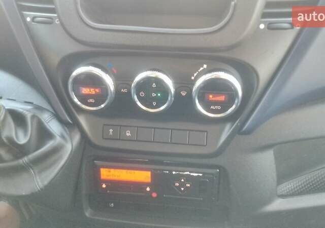 Белый Ивеко Дейли, объемом двигателя 3 л и пробегом 435 тыс. км за 28000 $, фото 7 на Automoto.ua