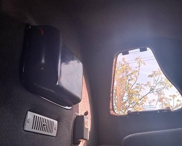 Білий Івеко Дейлі, об'ємом двигуна 3 л та пробігом 559 тис. км за 26600 $, фото 6 на Automoto.ua