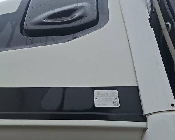 Белый Ивеко Дейли, объемом двигателя 0 л и пробегом 483 тыс. км за 19500 $, фото 11 на Automoto.ua