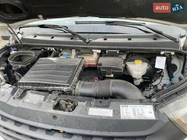 Білий Івеко Дейлі, об'ємом двигуна 3 л та пробігом 249 тис. км за 30000 $, фото 10 на Automoto.ua