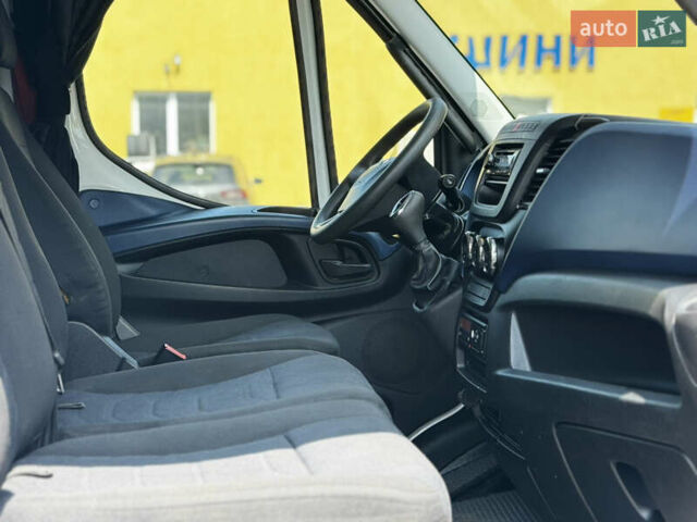 Белый Ивеко Дейли, объемом двигателя 3 л и пробегом 392 тыс. км за 29000 $, фото 18 на Automoto.ua