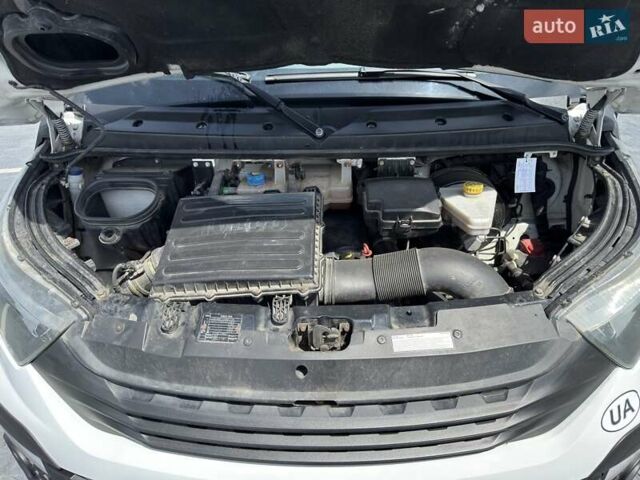 Белый Ивеко Дейли, объемом двигателя 3 л и пробегом 723 тыс. км за 30000 $, фото 7 на Automoto.ua