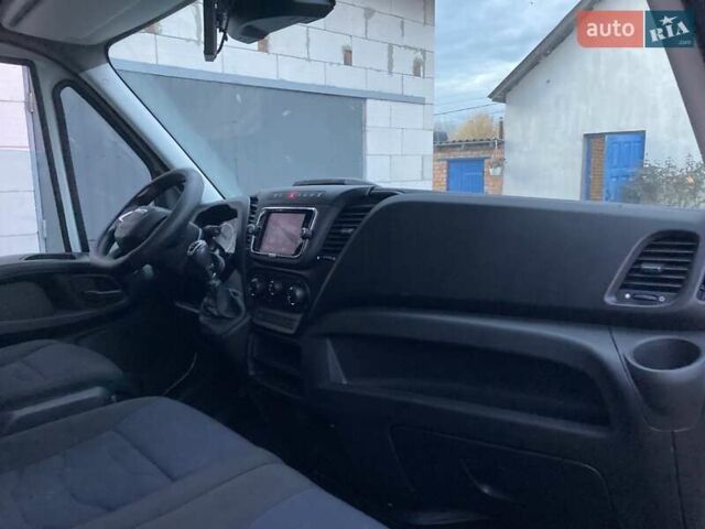 Белый Ивеко Дейли, объемом двигателя 3 л и пробегом 186 тыс. км за 23500 $, фото 10 на Automoto.ua