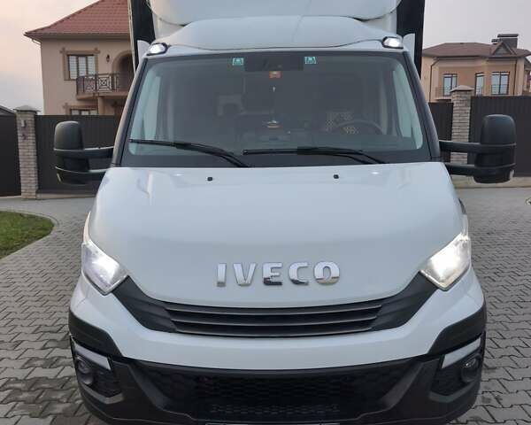 Белый Ивеко Дейли, объемом двигателя 3 л и пробегом 245 тыс. км за 27500 $, фото 2 на Automoto.ua