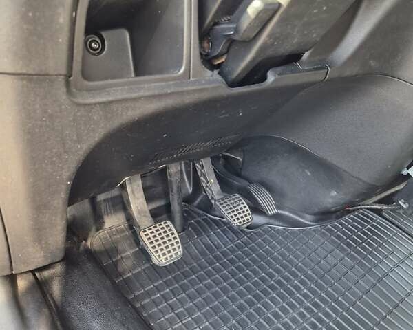 Білий Івеко Дейлі, об'ємом двигуна 3 л та пробігом 484 тис. км за 39500 $, фото 16 на Automoto.ua