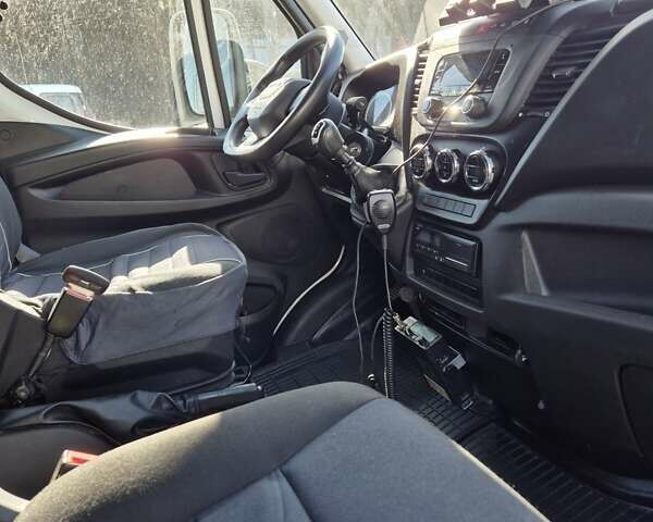 Білий Івеко Дейлі, об'ємом двигуна 3 л та пробігом 484 тис. км за 39500 $, фото 13 на Automoto.ua