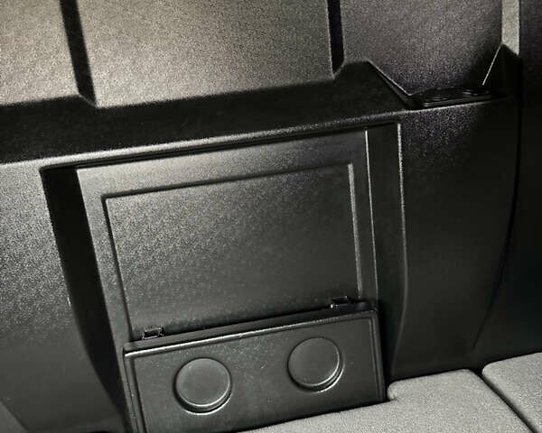 Белый Ивеко Дейли, объемом двигателя 3 л и пробегом 432 тыс. км за 35500 $, фото 11 на Automoto.ua