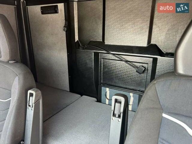 Білий Івеко Дейлі, об'ємом двигуна 3 л та пробігом 350 тис. км за 49798 $, фото 1 на Automoto.ua