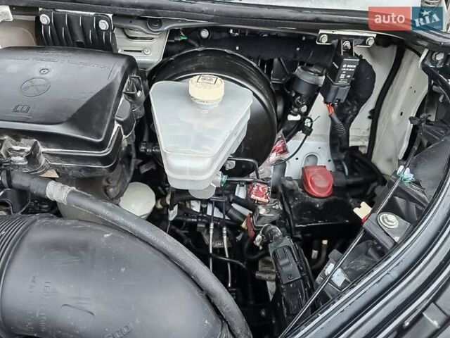 Білий Івеко Дейлі, об'ємом двигуна 3 л та пробігом 250 тис. км за 41500 $, фото 26 на Automoto.ua