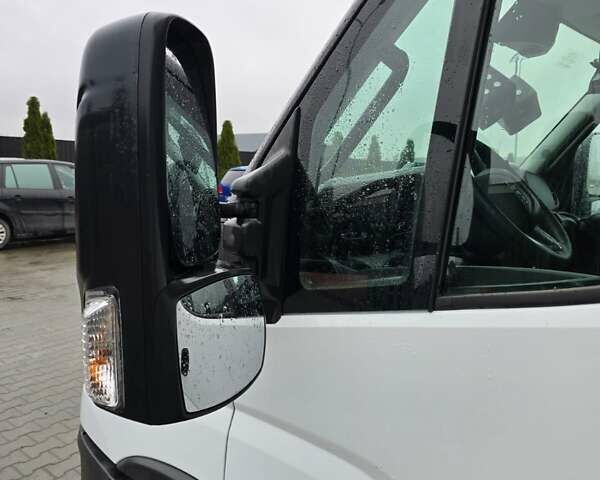 Білий Івеко Дейлі, об'ємом двигуна 3 л та пробігом 285 тис. км за 44000 $, фото 15 на Automoto.ua