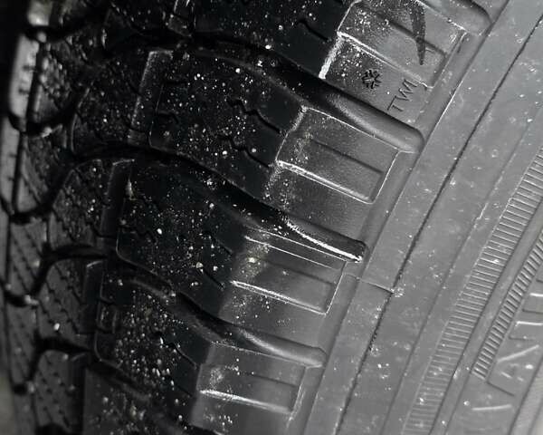 Білий Івеко Дейлі, об'ємом двигуна 3 л та пробігом 250 тис. км за 41500 $, фото 4 на Automoto.ua