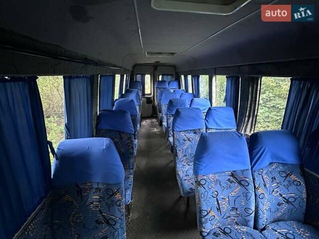 Білий Івеко Дейлі, об'ємом двигуна 2.8 л та пробігом 400 тис. км за 6000 $, фото 11 на Automoto.ua