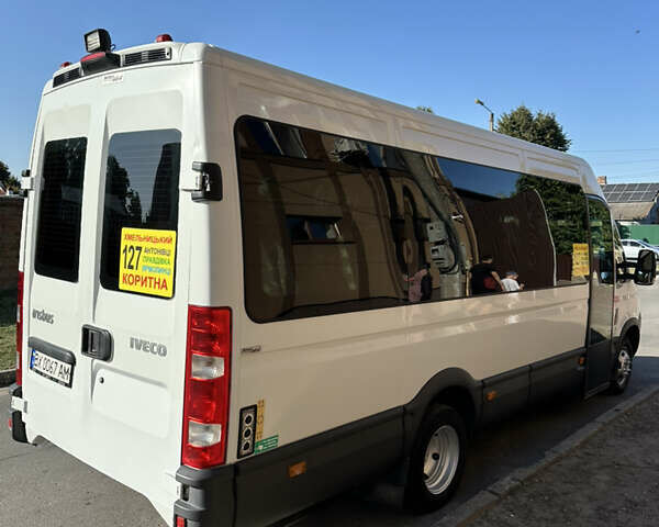 Белый Ивеко Дейли, объемом двигателя 3 л и пробегом 317 тыс. км за 18500 $, фото 9 на Automoto.ua