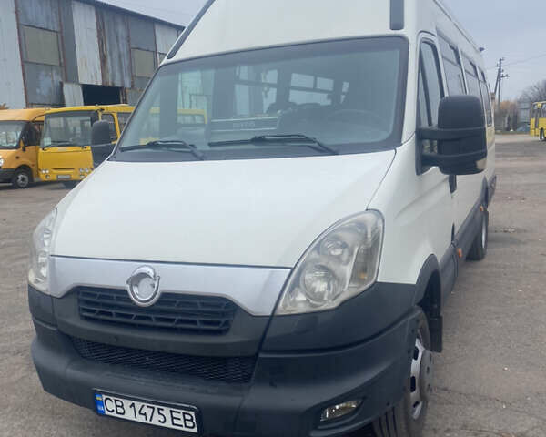 Белый Ивеко Дейли, объемом двигателя 3 л и пробегом 506 тыс. км за 28000 $, фото 2 на Automoto.ua