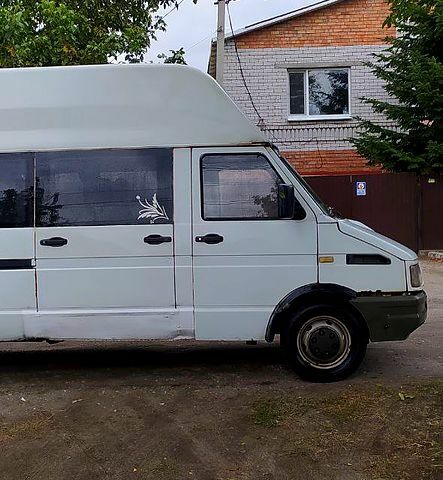 Белый Ивеко Дейли, объемом двигателя 2.8 л и пробегом 0 тыс. км за 2880 $, фото 2 на Automoto.ua