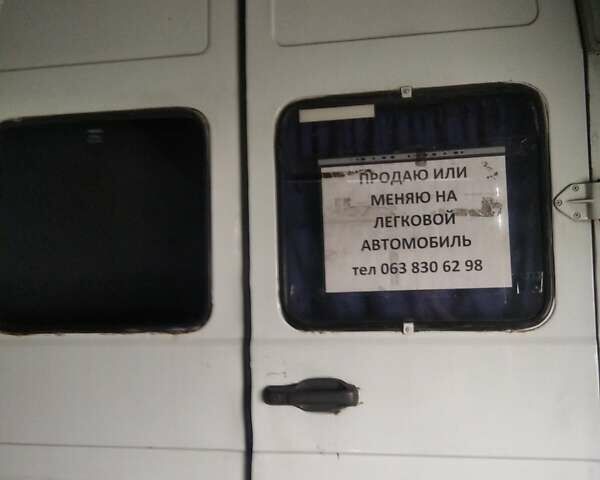 Белый Ивеко Дейли, объемом двигателя 2.9 л и пробегом 50 тыс. км за 2000 $, фото 2 на Automoto.ua