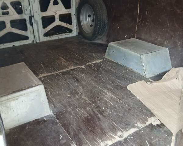 Белый Ивеко Дейли, объемом двигателя 2.9 л и пробегом 970 тыс. км за 4500 $, фото 5 на Automoto.ua