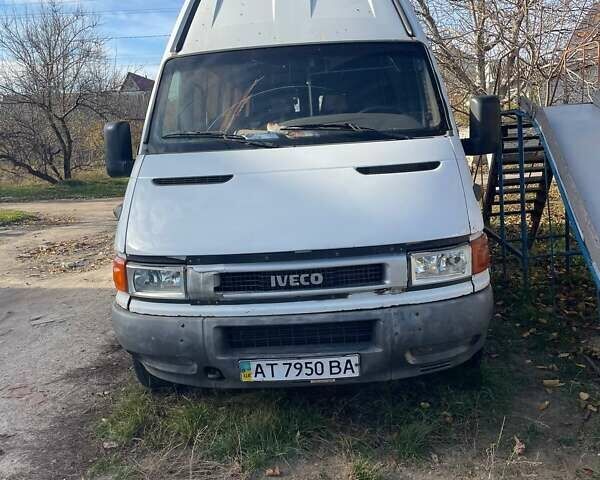 Белый Ивеко Дейли, объемом двигателя 2.8 л и пробегом 200 тыс. км за 3200 $, фото 5 на Automoto.ua