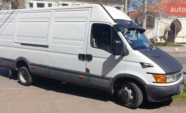 Белый Ивеко Дейли, объемом двигателя 3 л и пробегом 350 тыс. км за 7900 $, фото 3 на Automoto.ua