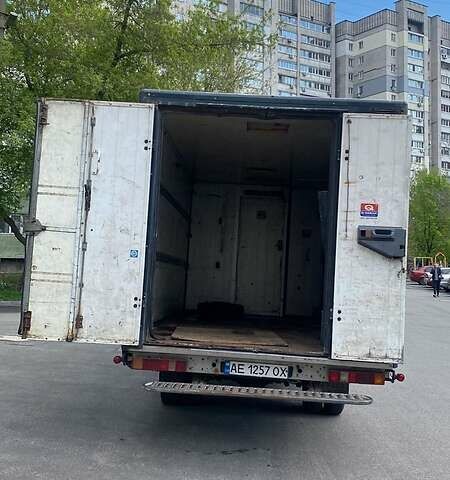 Черный Ивеко Дейли, объемом двигателя 2.8 л и пробегом 300 тыс. км за 8900 $, фото 7 на Automoto.ua