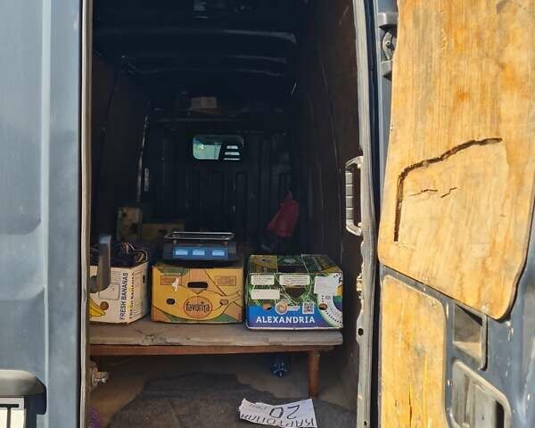 Чорний Івеко Дейлі, об'ємом двигуна 2.29 л та пробігом 356 тис. км за 8000 $, фото 21 на Automoto.ua