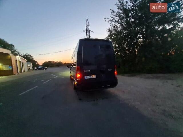 Чорний Івеко Дейлі, об'ємом двигуна 2.29 л та пробігом 356 тис. км за 8000 $, фото 5 на Automoto.ua
