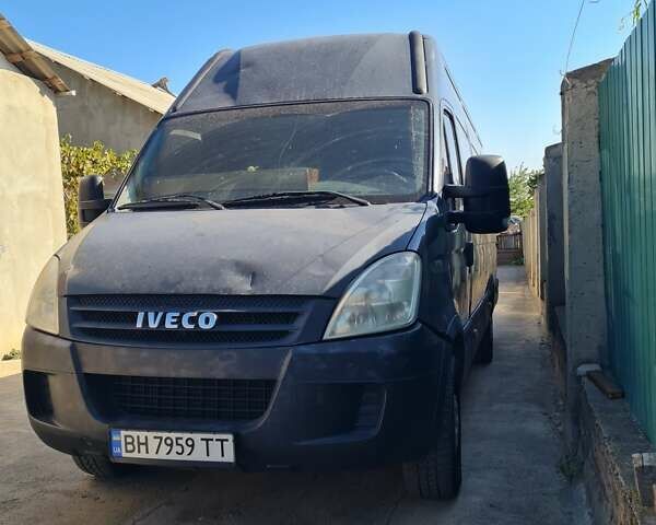 Чорний Івеко Дейлі, об'ємом двигуна 2.29 л та пробігом 356 тис. км за 8000 $, фото 17 на Automoto.ua