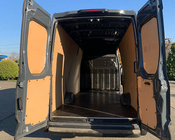 Івеко Дейлі 2022 у Виноградове на Automoto.ua Чорний Івеко Дейлі, об'ємом двигуна 3 л та пробігом 303 тис. км за 29900 $, фото 6 на Automoto.ua