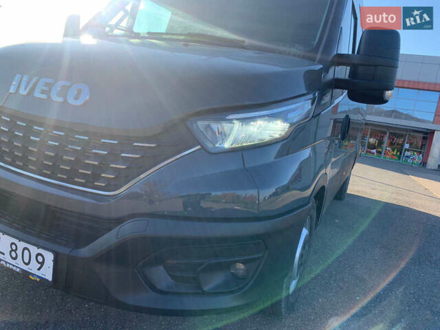 Івеко Дейлі 2022 у Виноградове на Automoto.ua Чорний Івеко Дейлі, об'ємом двигуна 3 л та пробігом 303 тис. км за 29900 $, фото 10 на Automoto.ua