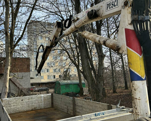 Черный Ивеко Дейли, объемом двигателя 0 л и пробегом 650 тыс. км за 39500 $, фото 7 на Automoto.ua