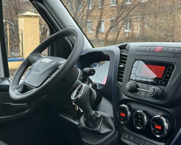Белый Ивеко Дейли груз., объемом двигателя 3 л и пробегом 589 тыс. км за 25700 $, фото 15 на Automoto.ua