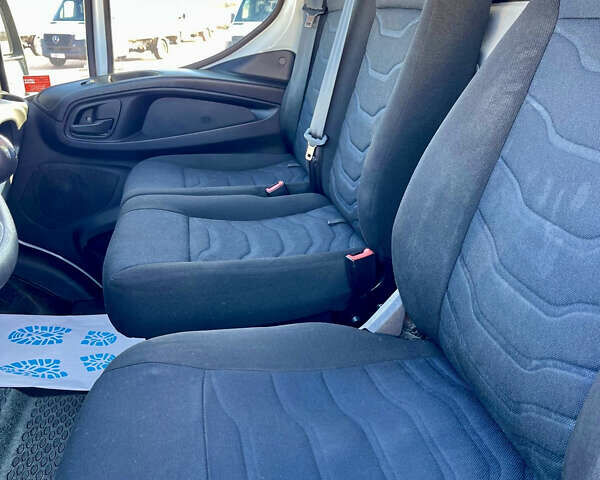 Белый Ивеко Дейли груз., объемом двигателя 0 л и пробегом 294 тыс. км за 18900 $, фото 27 на Automoto.ua