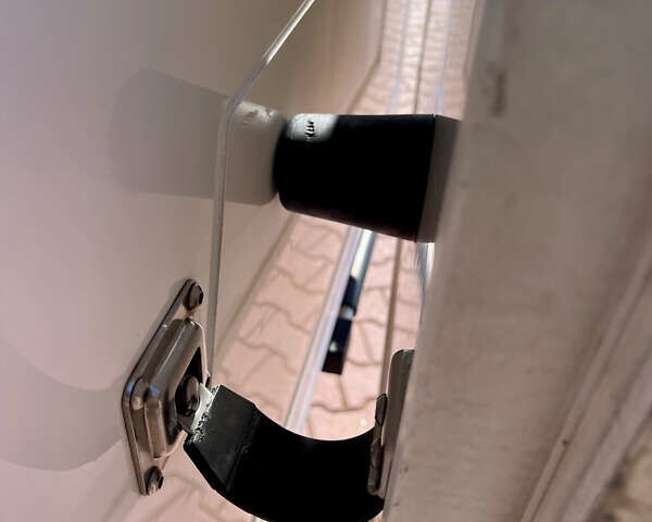 Белый Ивеко Дейли груз., объемом двигателя 0 л и пробегом 291 тыс. км за 18900 $, фото 16 на Automoto.ua