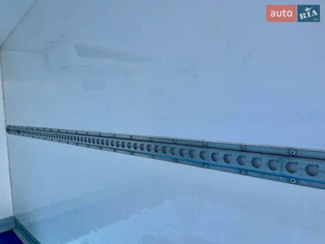 Белый Ивеко Дейли груз., объемом двигателя 0 л и пробегом 291 тыс. км за 18900 $, фото 10 на Automoto.ua