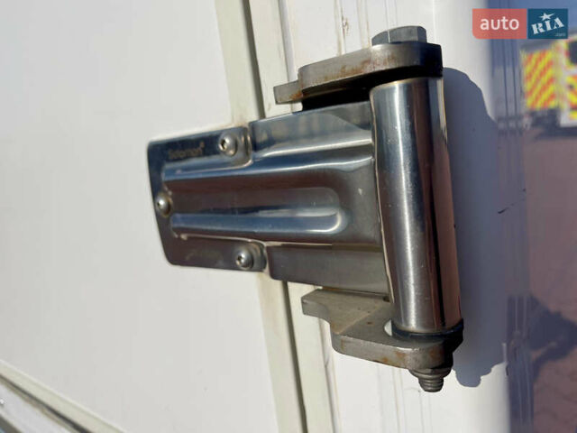 Белый Ивеко Дейли груз., объемом двигателя 0 л и пробегом 294 тыс. км за 18900 $, фото 13 на Automoto.ua